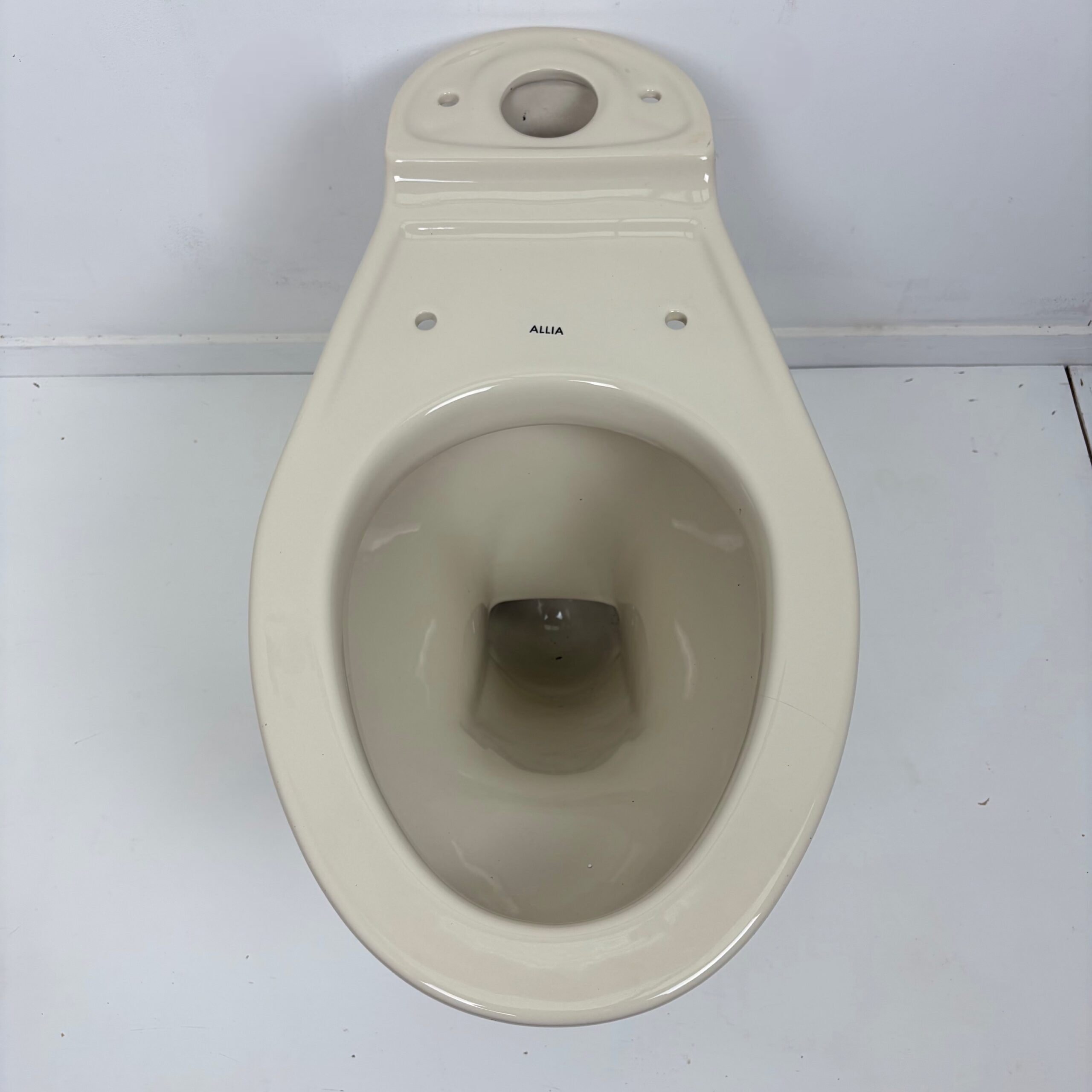 Indian Ivory ALLIA Close Coupled Toilet Pan - Image 3