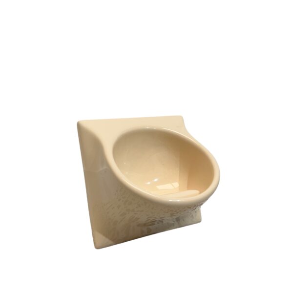 Ideal Standard Duchess Wall Mounted Soap Dish in Whisper Apricot - Image 2