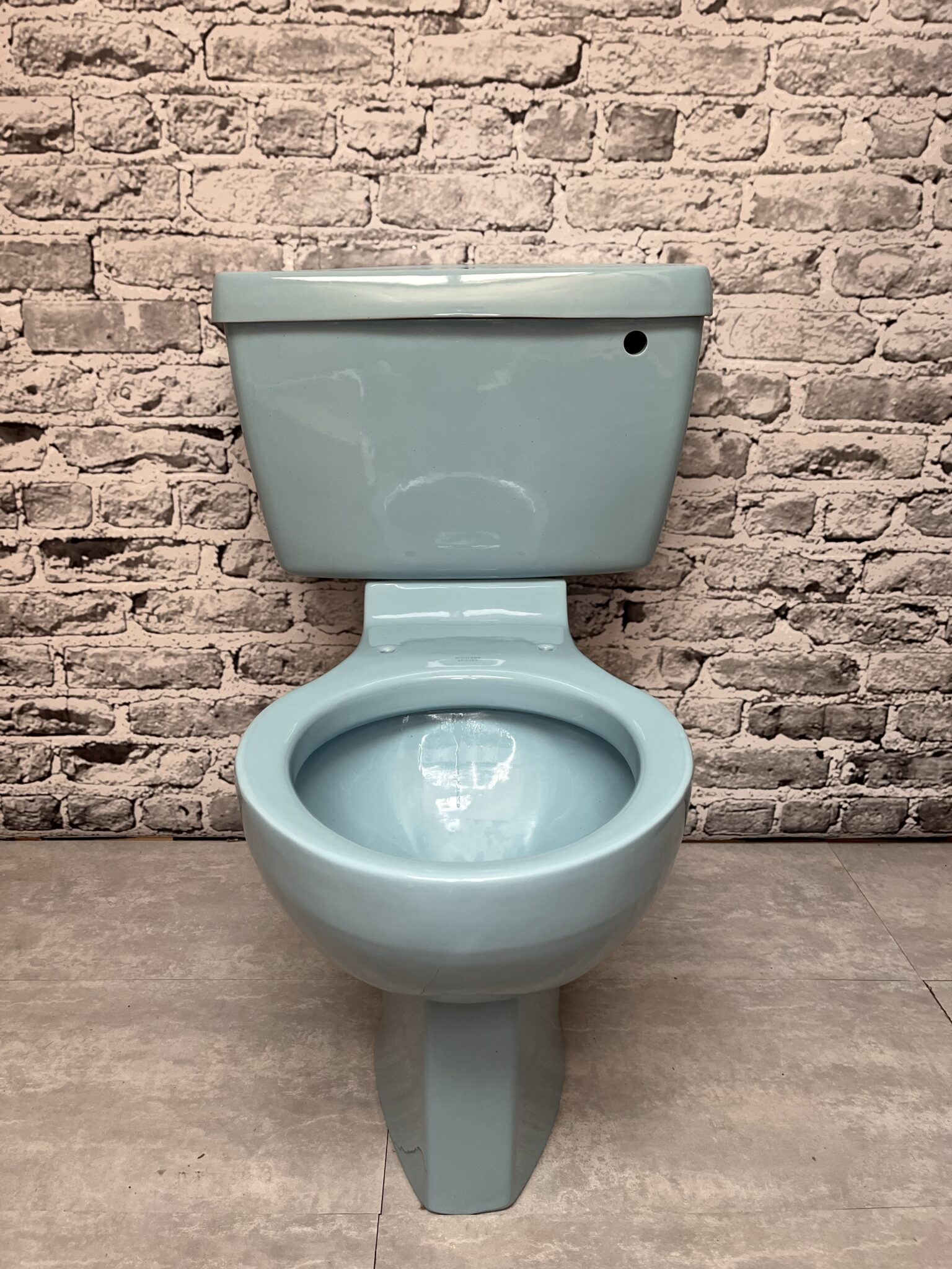 Armitage Shanks Kensington Close Coupled Syphonic Toilet in Sky Blue