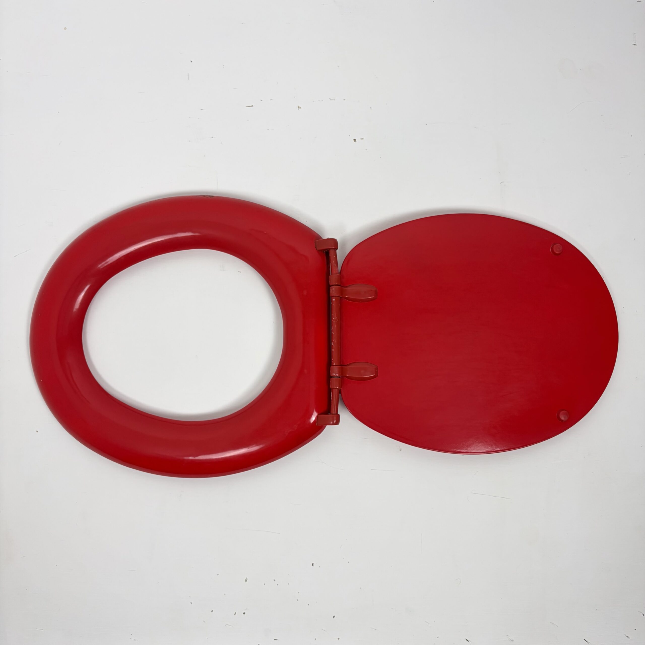Red KAN Retro Toilet Seat - Image 2