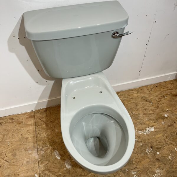 Armitage Shanks Close Coupled Toilet in Oyster - Image 5