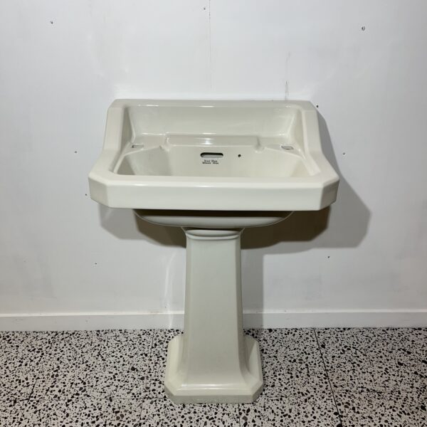 1950s Washbasin & Pedestal Trent Ware