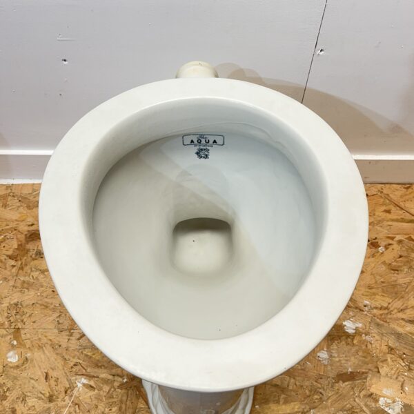 Edwardian ‘The Aqua’ White Rope Patterned P Trap Toilet Pan - Image 4
