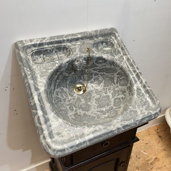Edwardian Grey Sponged Marble Basin - Image 3
