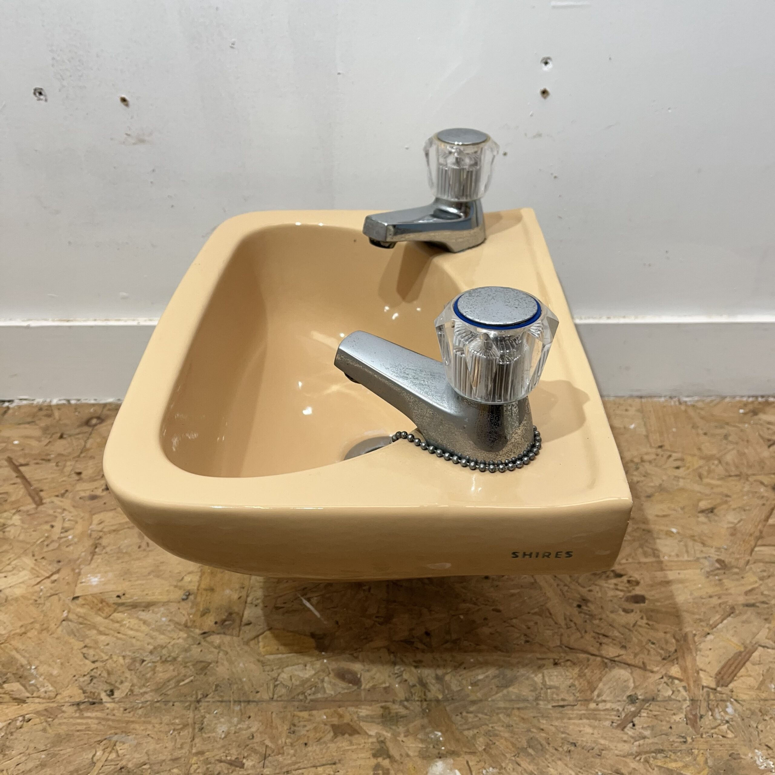 Small Retro Sun King Cloakroom Basin 36cm - Image 2