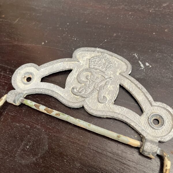 Reclaimed King George V & VI Emblem Toilet Roll Holders - Image 2
