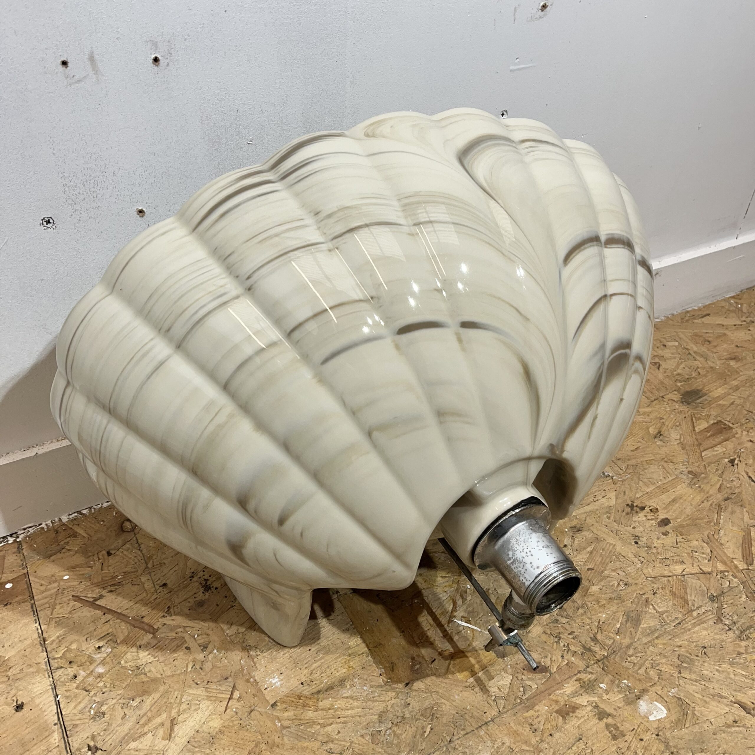 Retro Marble Shell Basin by Ideal Standard c.1970s - Image 4