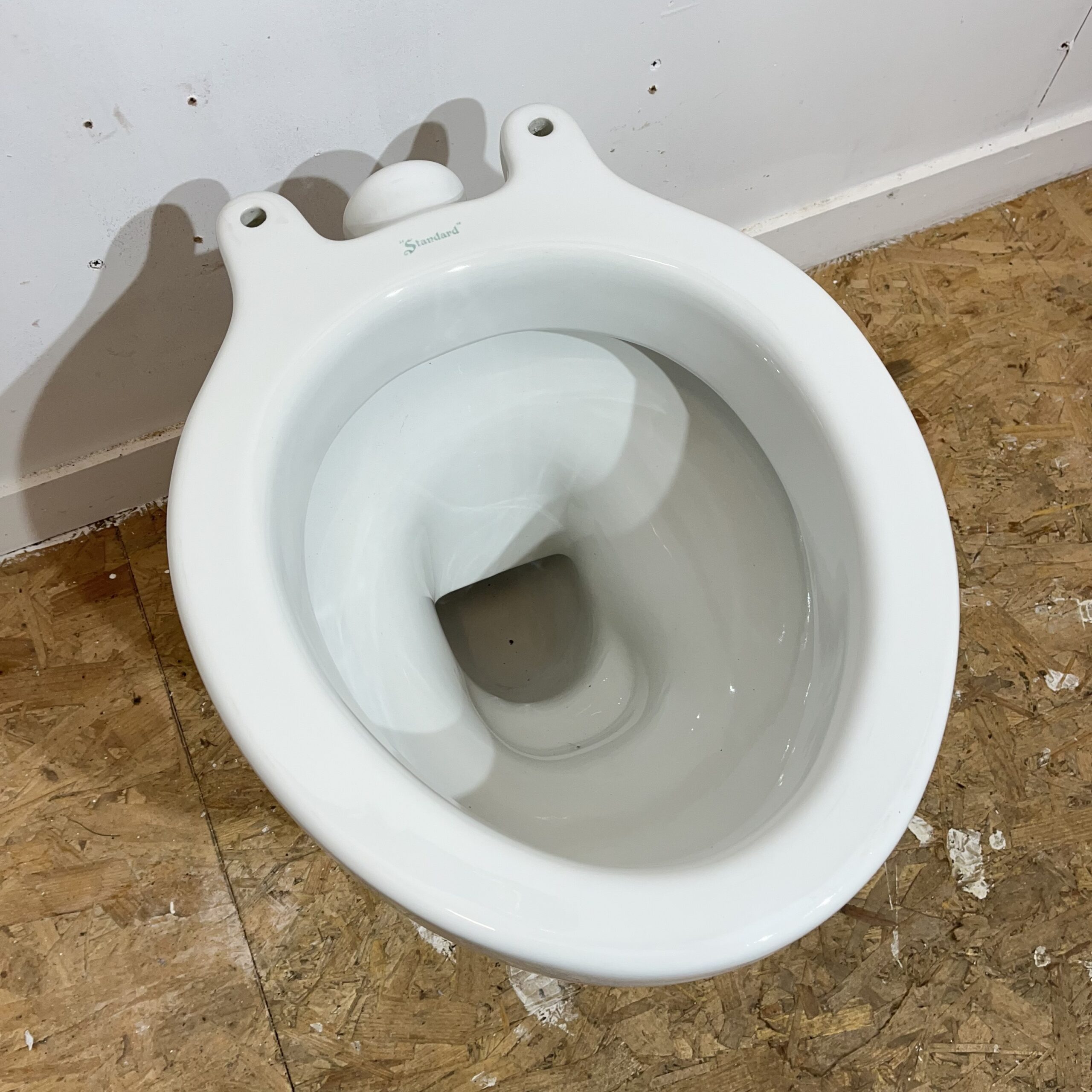 Vintage "Standard" Right Hand Outlet Toilet Pan in White - Image 3