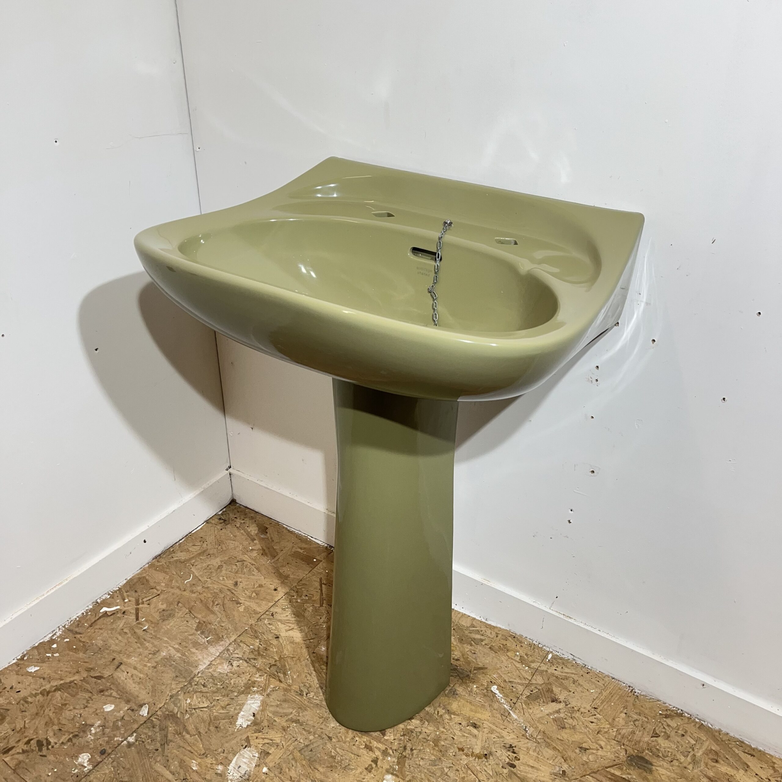 Retro Avocado Armitage Shanks Basin & Pedestal - Image 2