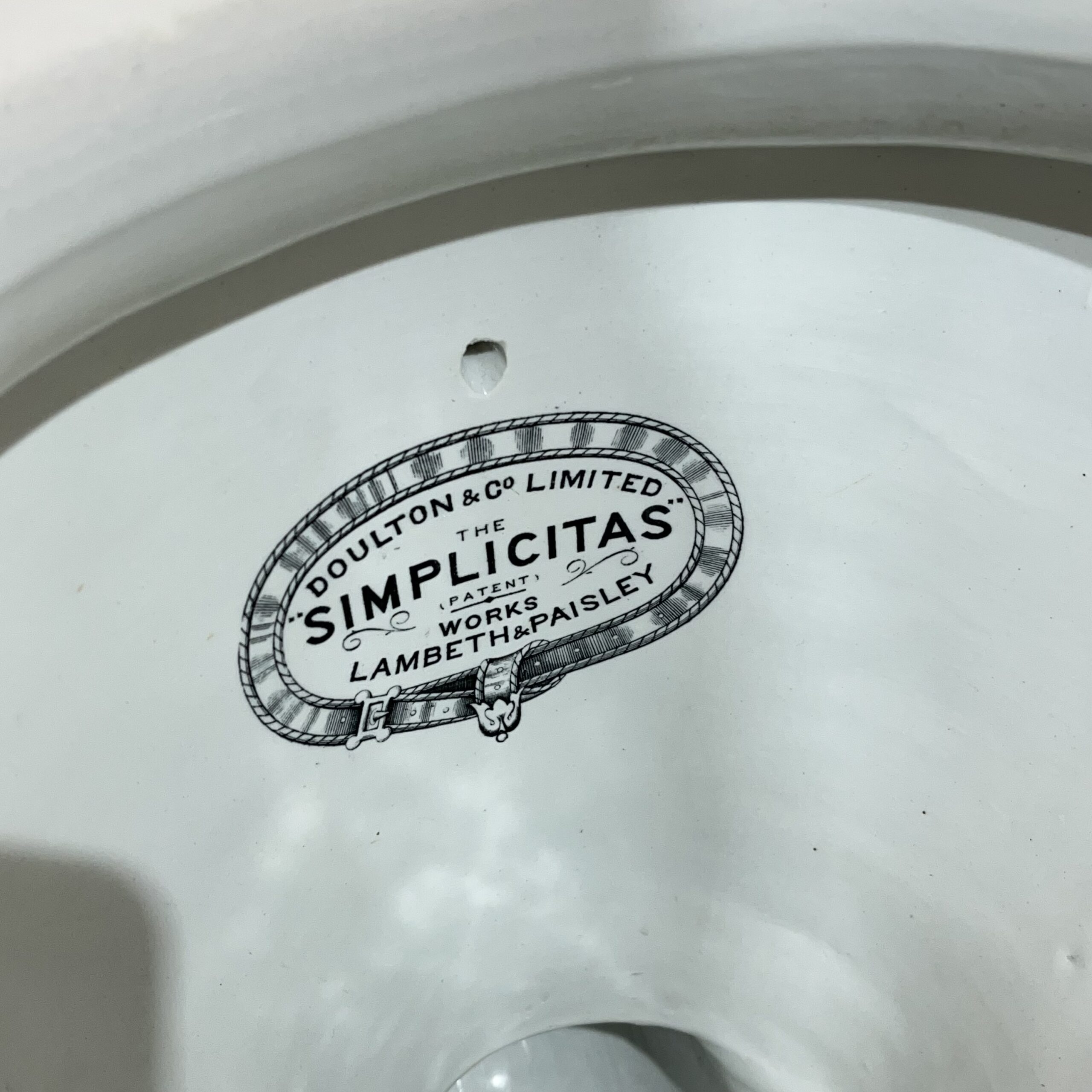 Antique Doulton & Co Simplicitas Toilet Pan - Image 7