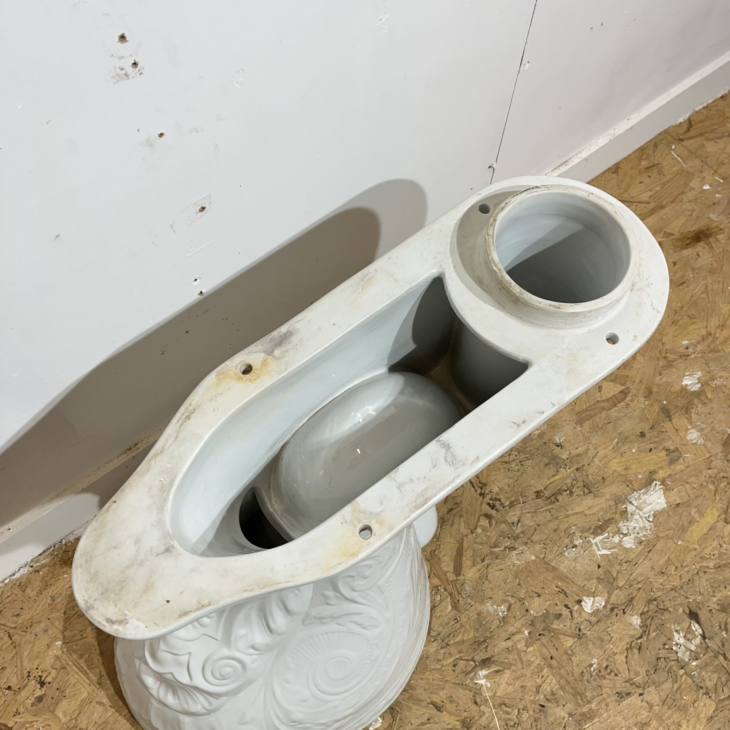 Antique Doulton & Co Simplicitas Toilet Pan - Image 6