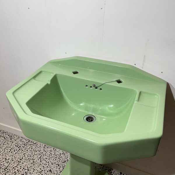 The Columbus Art Deco Green Washbasin & Pedestal - Image 3