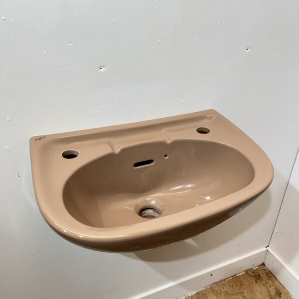 Retro Gazelle Toilet and Basin Cloakroom Set - Image 2