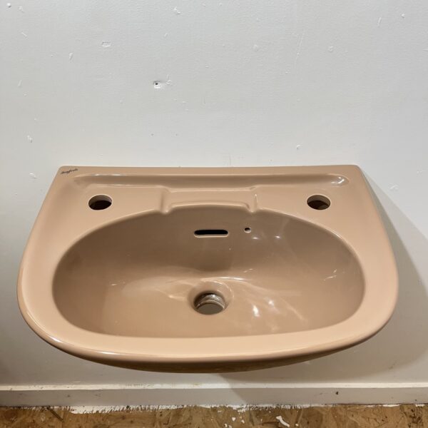 Retro Gazelle Toilet and Basin Cloakroom Set - Image 3