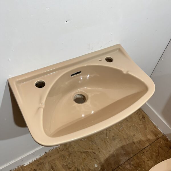 Retro Whisky Toilet and Basin Cloakroom Suite - Image 5